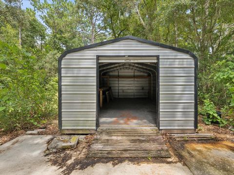 A home in BROOKSVILLE