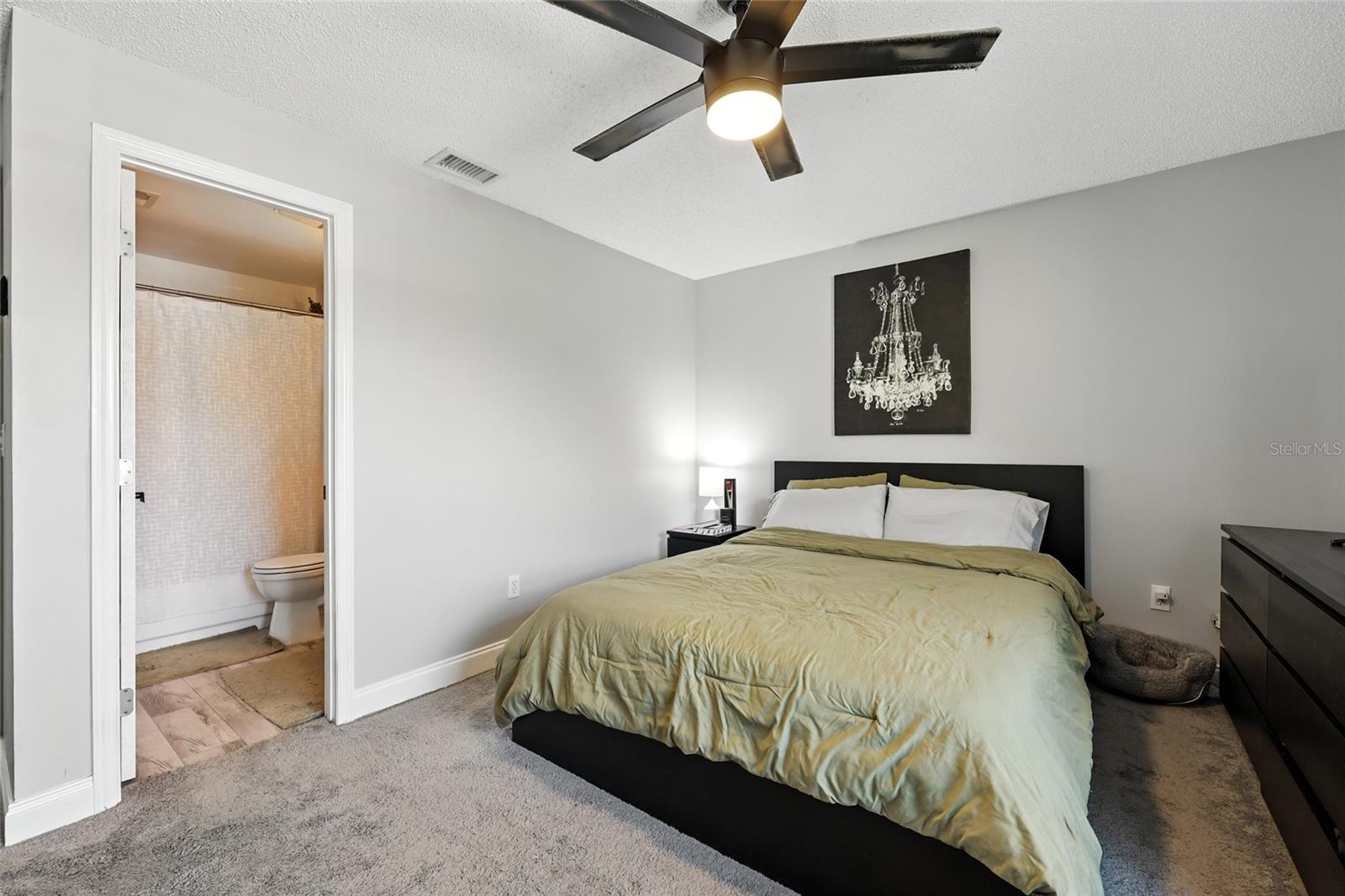 HIDDEN OAKS CONDO PH 01 - Residential