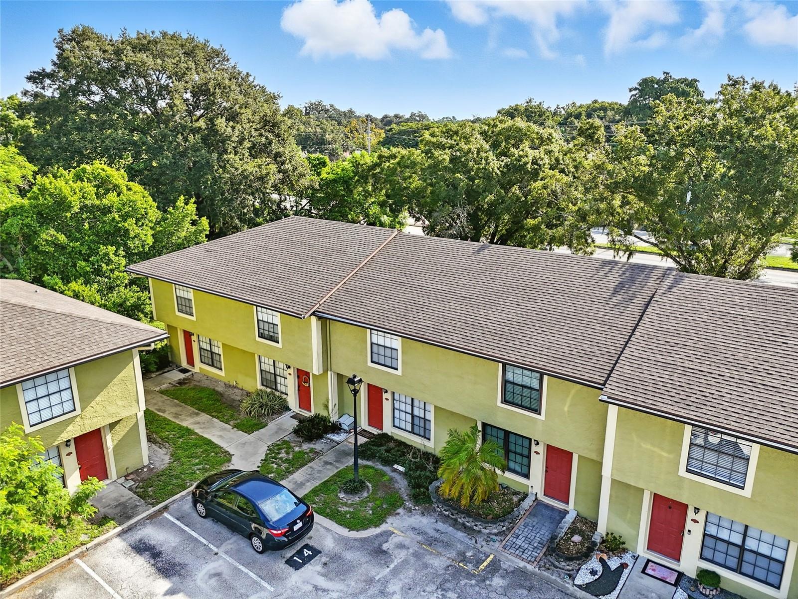 HIDDEN OAKS CONDO PH 01 - Residential