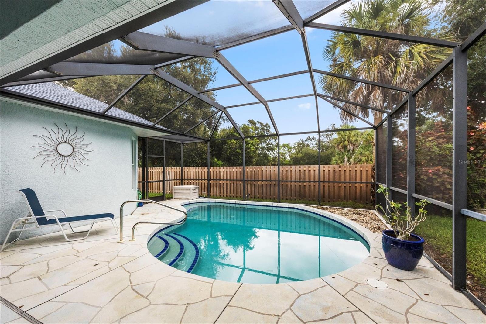 BLUE HERON POND - Residential