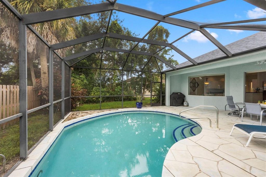 Photo of 160 Wading Bird Drive, Venice, FL 34292 (MLS # C7514251)