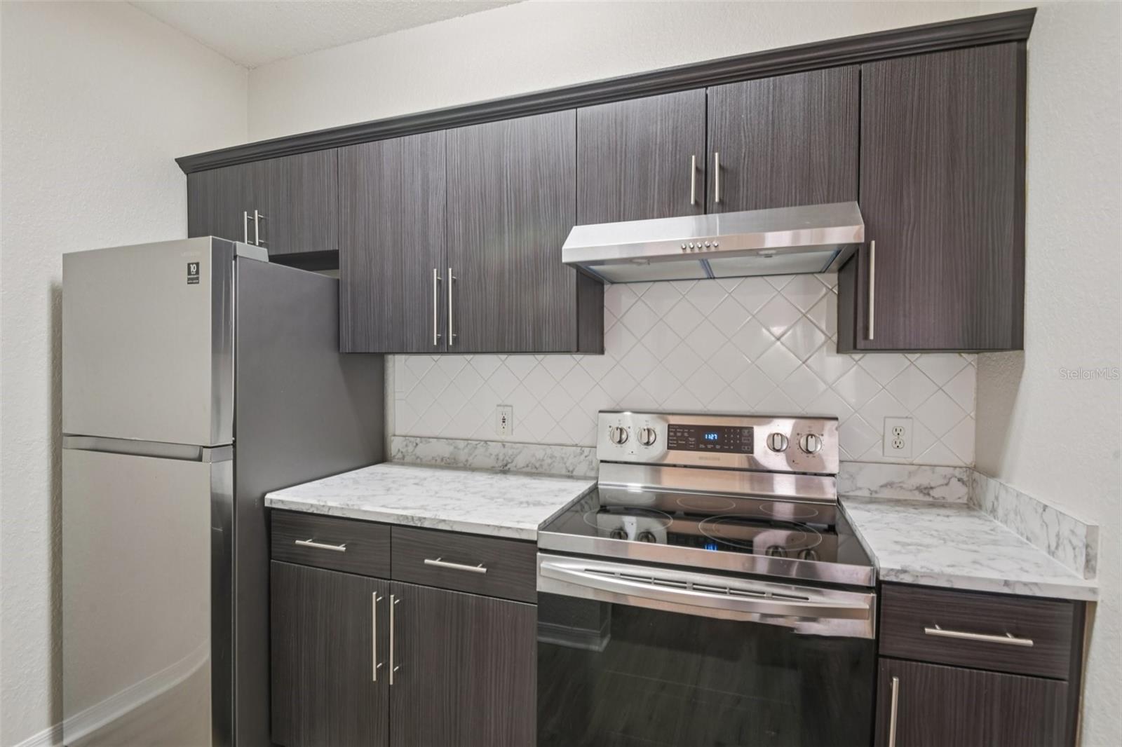 THE ENCLAVE AT RICHMOND PLACE - Residential