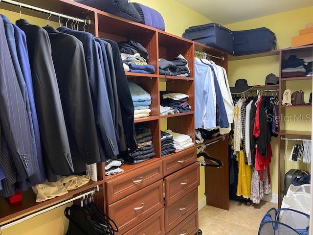 STATION SQUARE CONDO - Residential