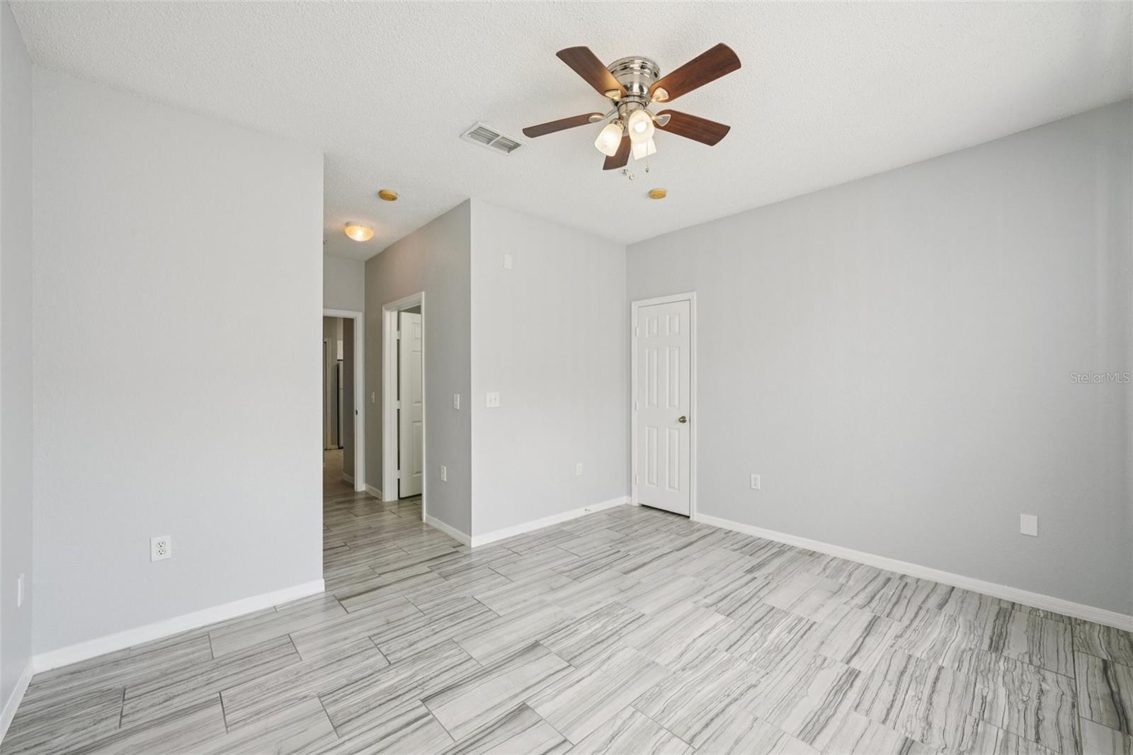 THE ENCLAVE AT RICHMOND PLACE - Residential