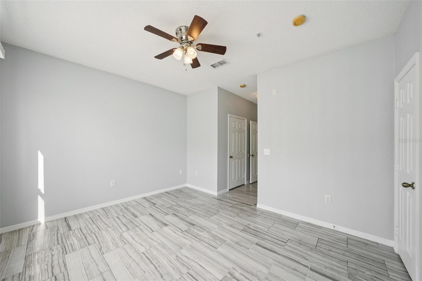 THE ENCLAVE AT RICHMOND PLACE - Residential