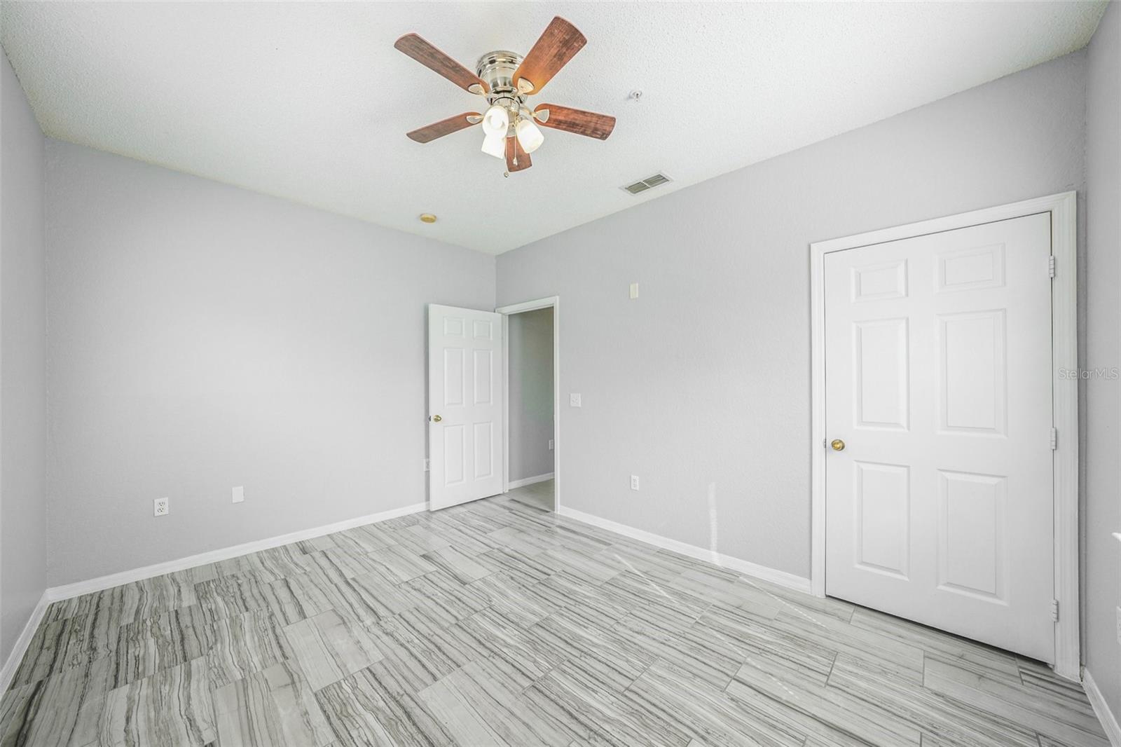 THE ENCLAVE AT RICHMOND PLACE - Residential