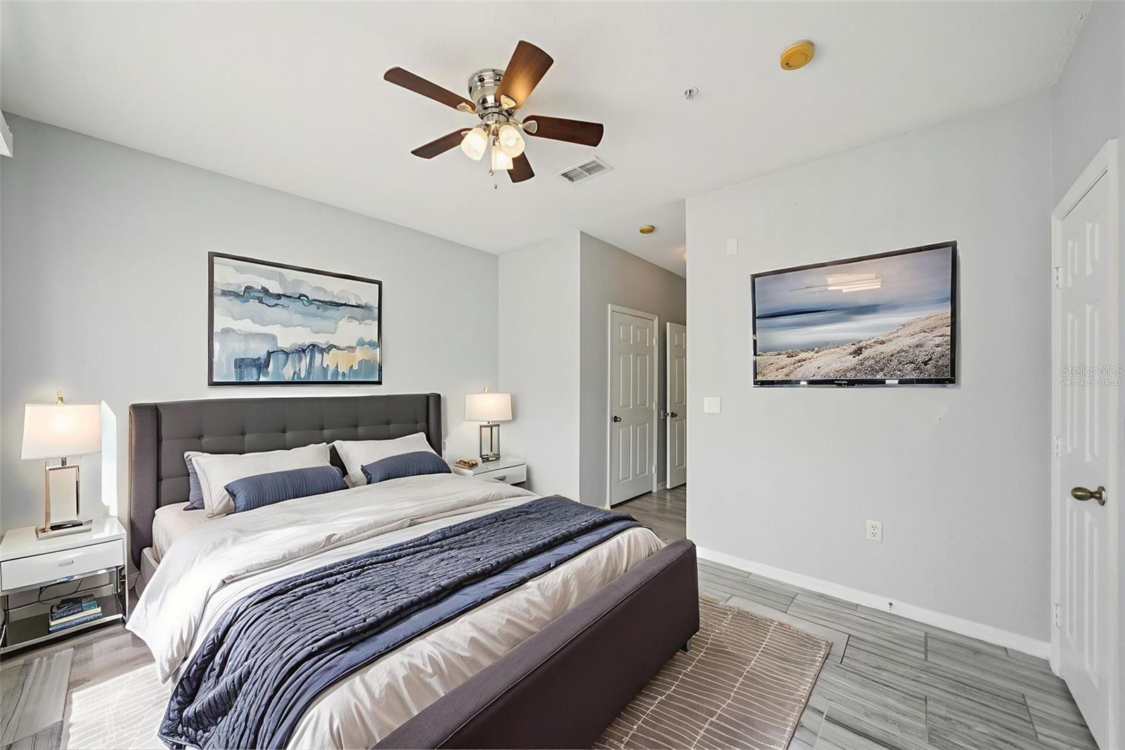 THE ENCLAVE AT RICHMOND PLACE - Residential