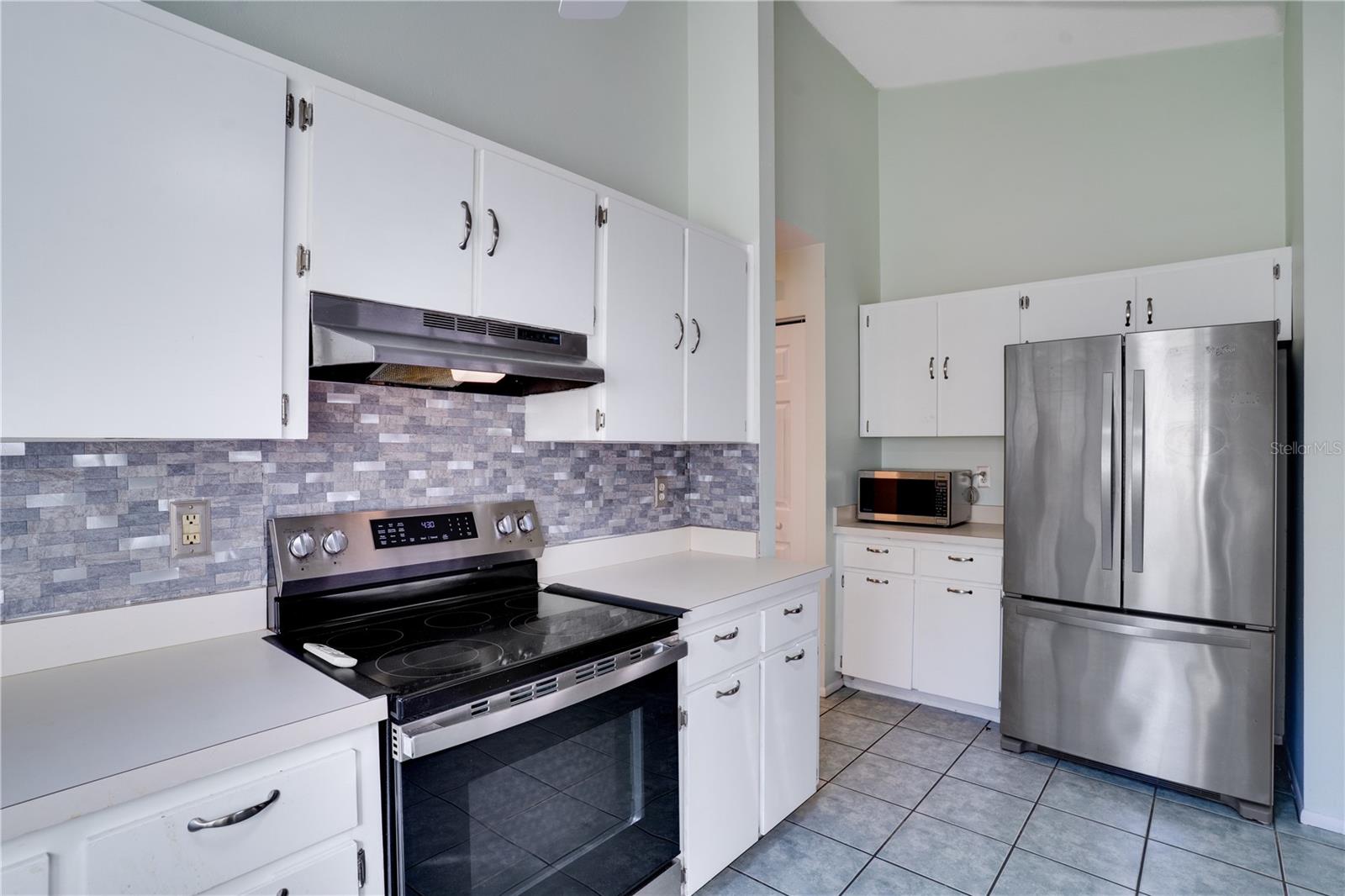 BECKETT WAY - Residential