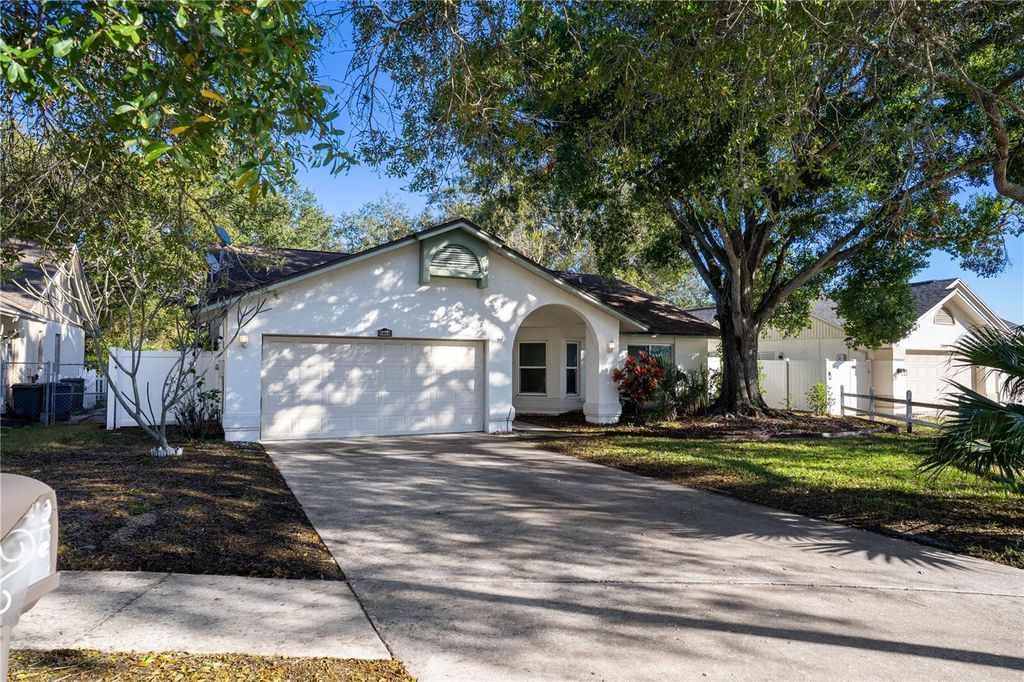 Photo of 1410 Club Drive, Tarpon Springs, FL 34689 (MLS # TB8455995)