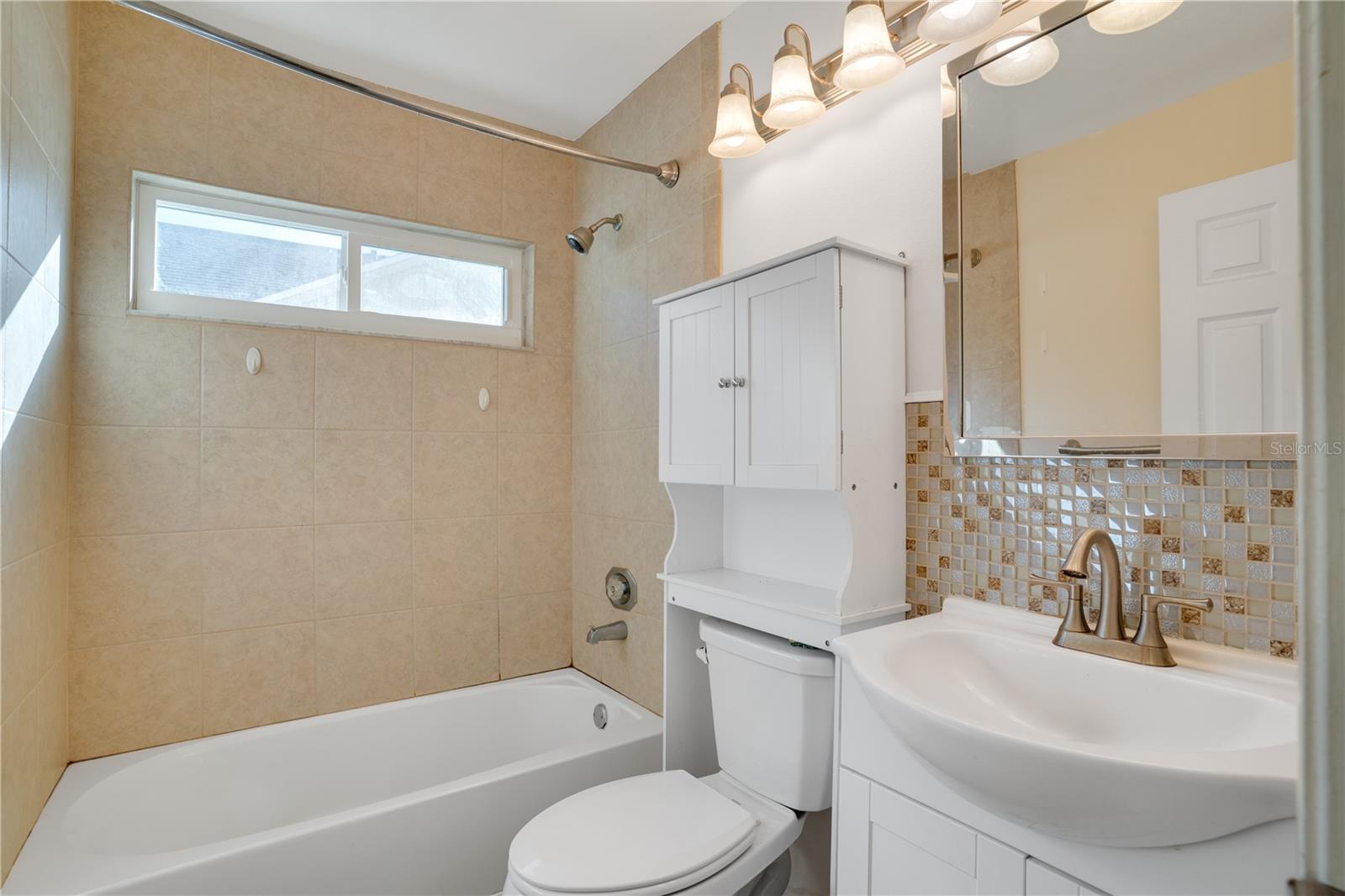 BECKETT WAY - Residential