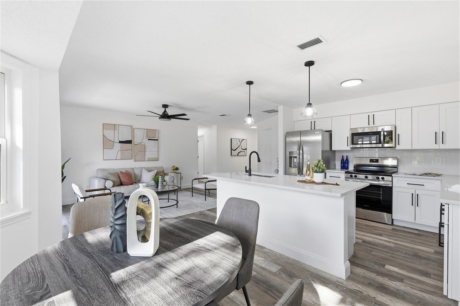 DELTONA LAKES UNIT 07 - Residential