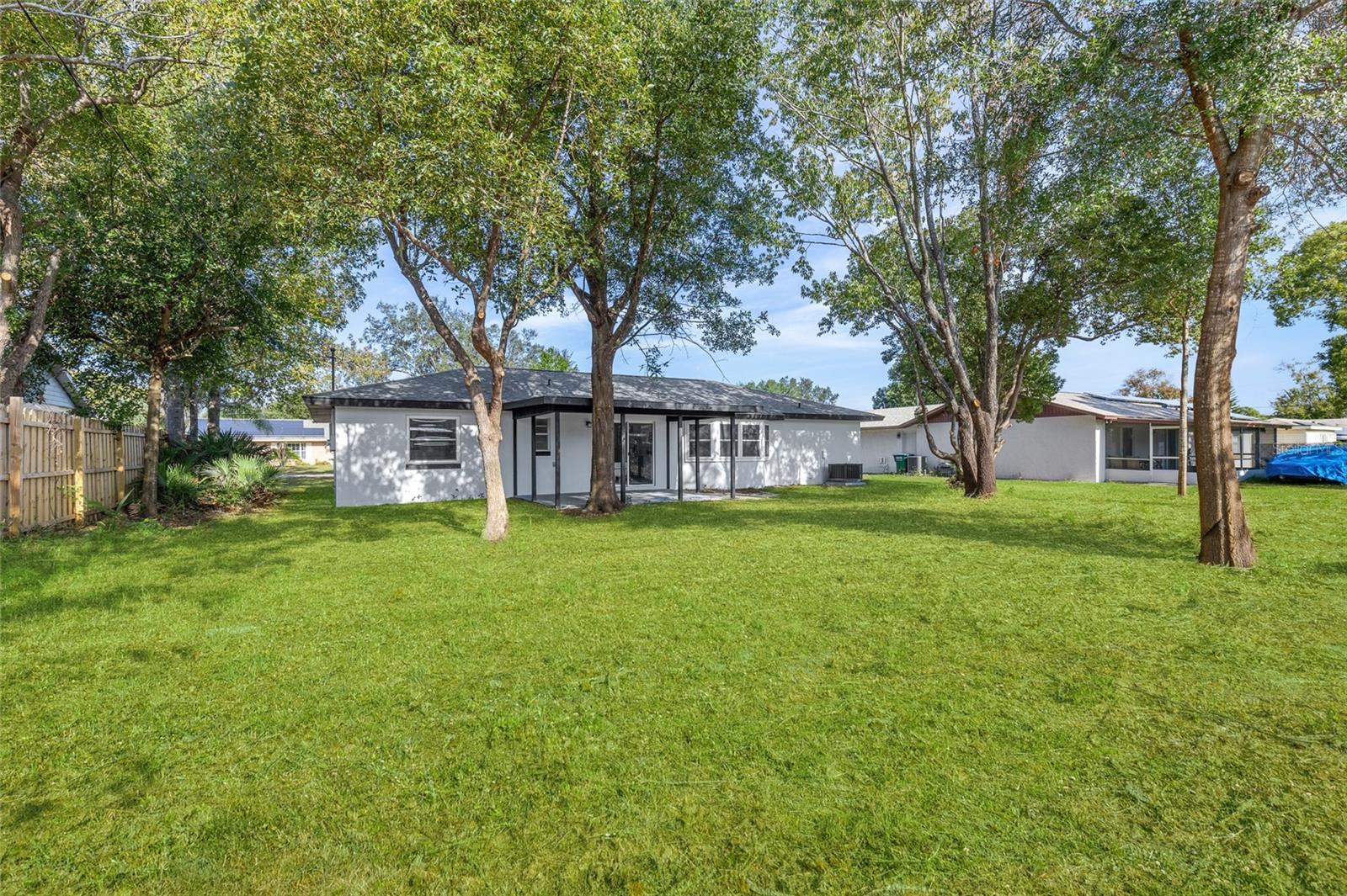 DELTONA LAKES UNIT 07 - Residential