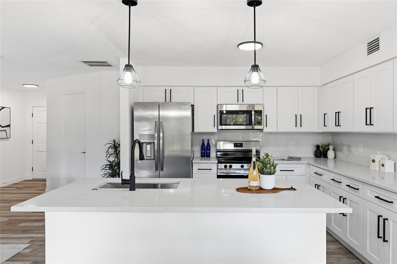 DELTONA LAKES UNIT 07 - Residential