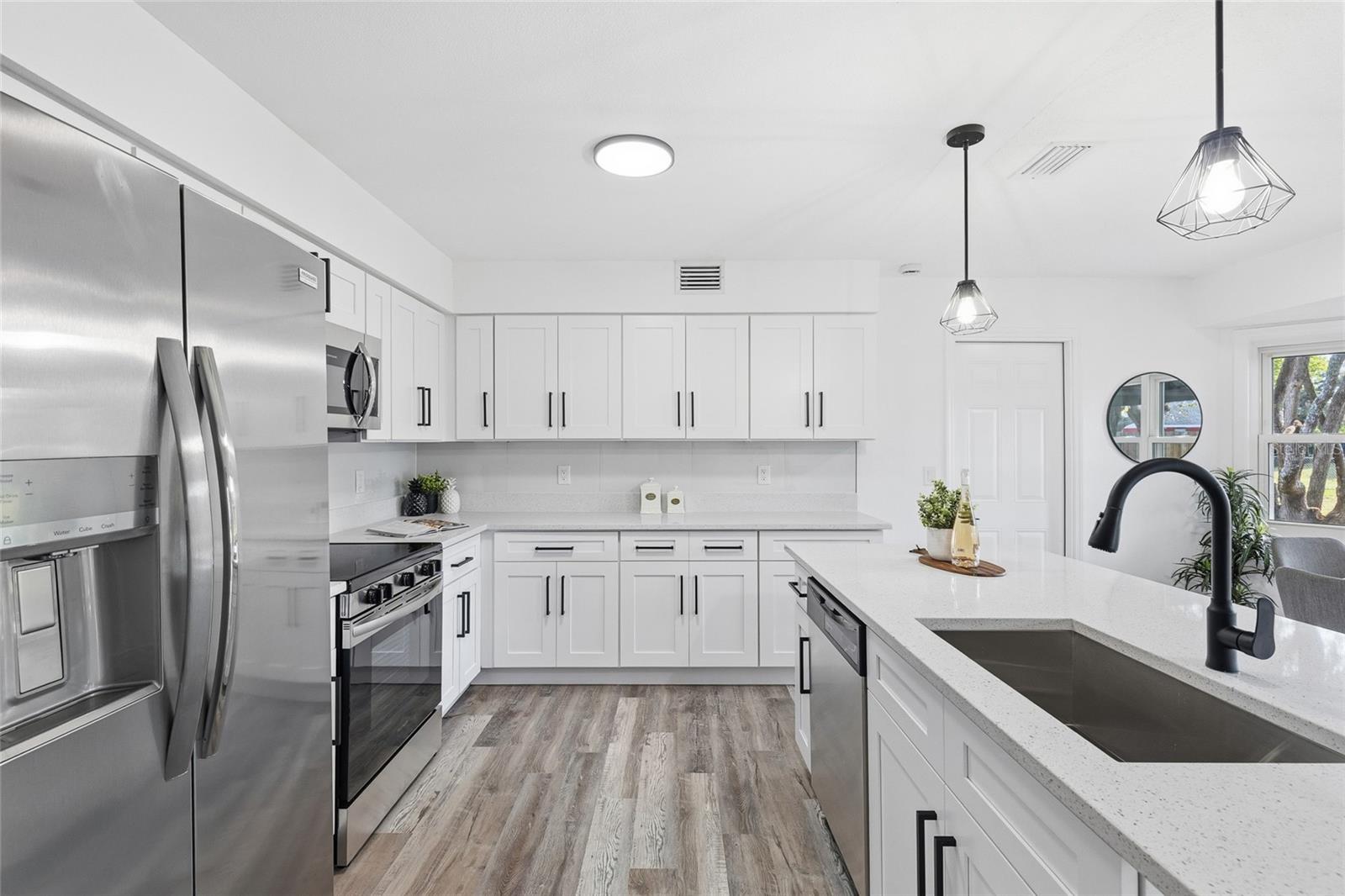 DELTONA LAKES UNIT 07 - Residential