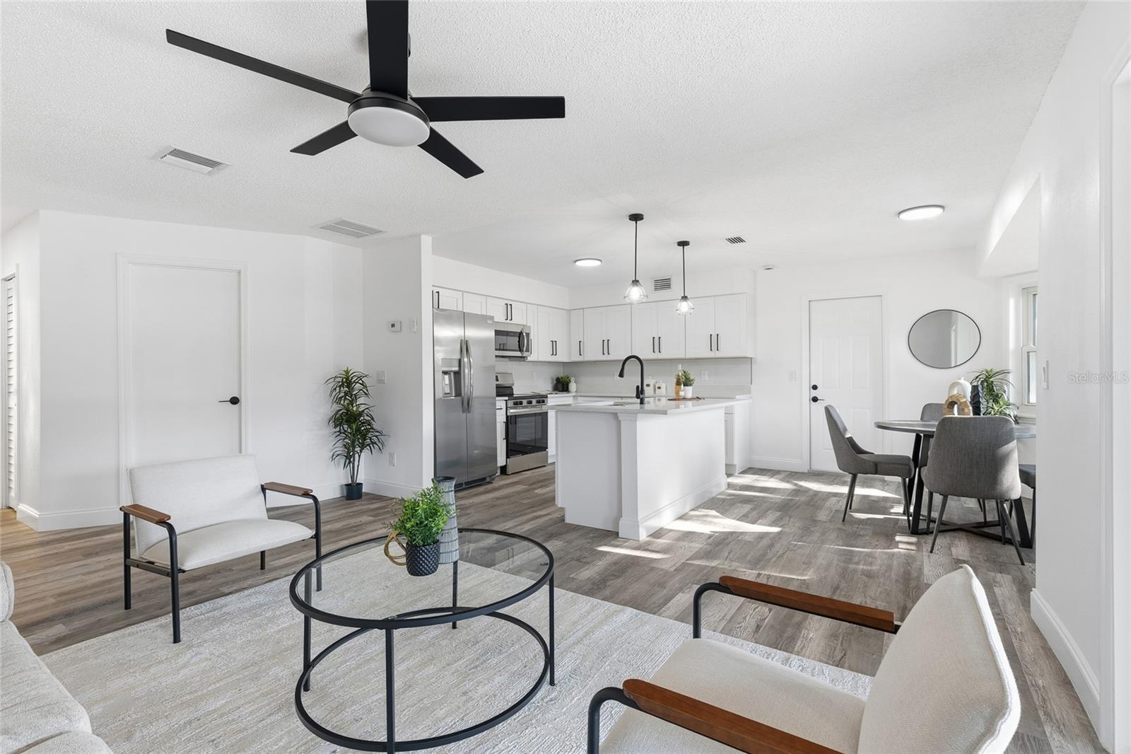 DELTONA LAKES UNIT 07 - Residential