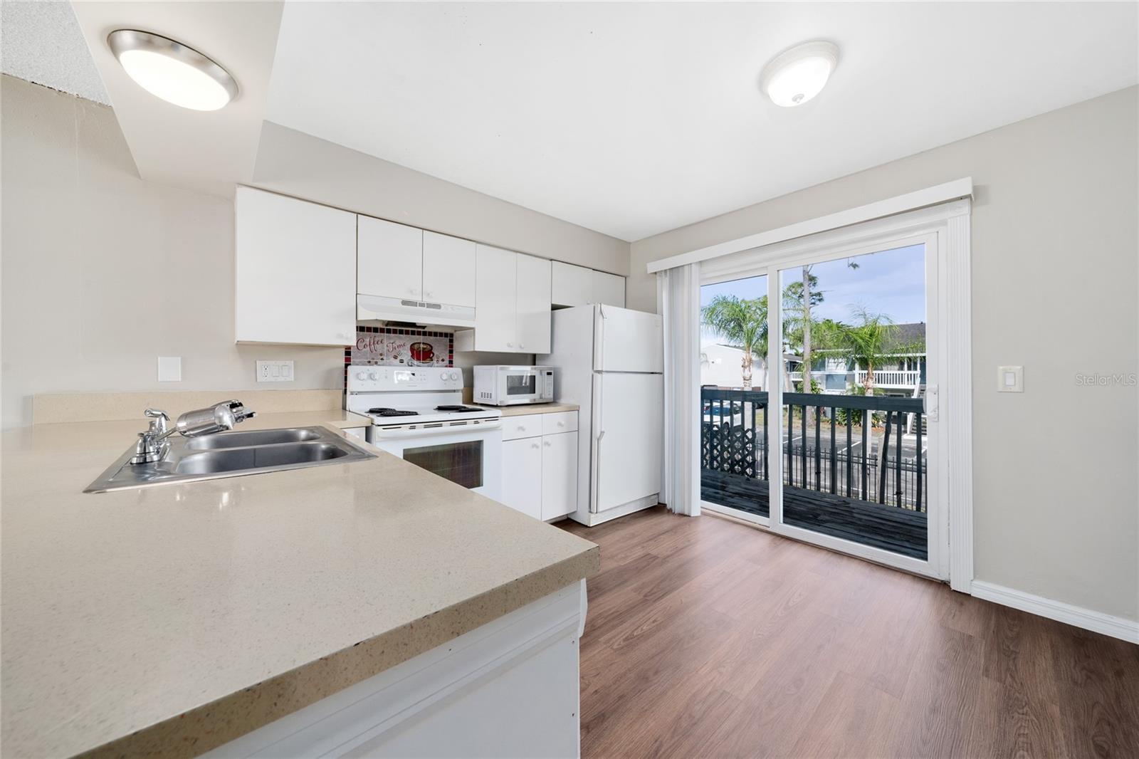 VILLA DEL SOL CONDO - Residential Lease