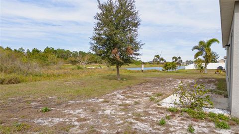 A home in WINTER HAVEN