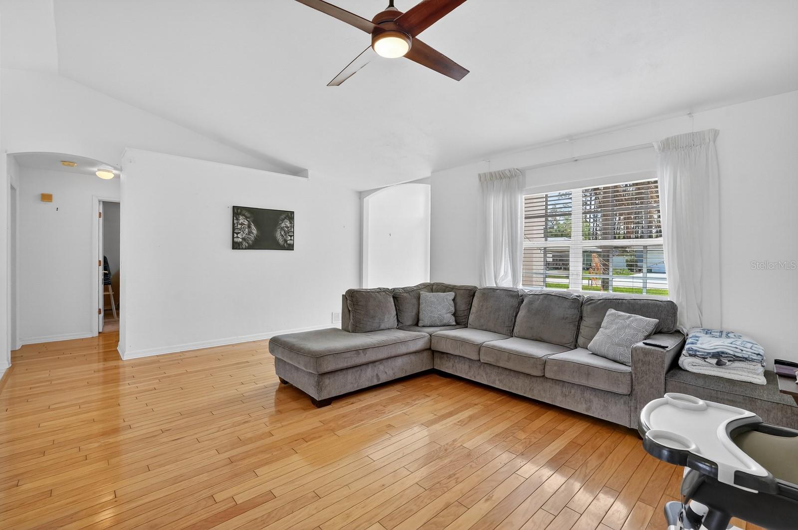 PINE LAKES - Residential