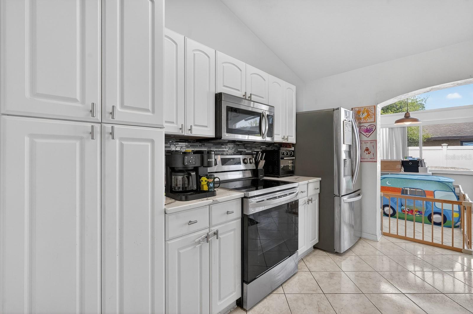 PINE LAKES - Residential