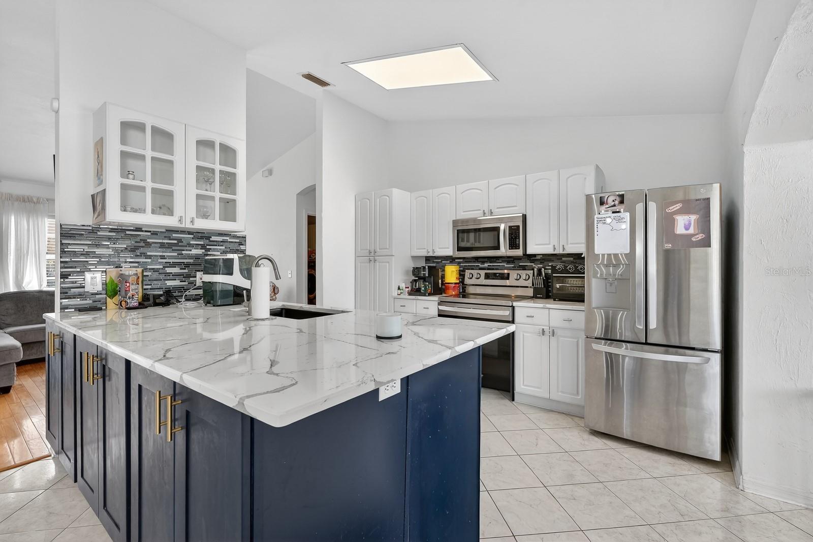 PINE LAKES - Residential