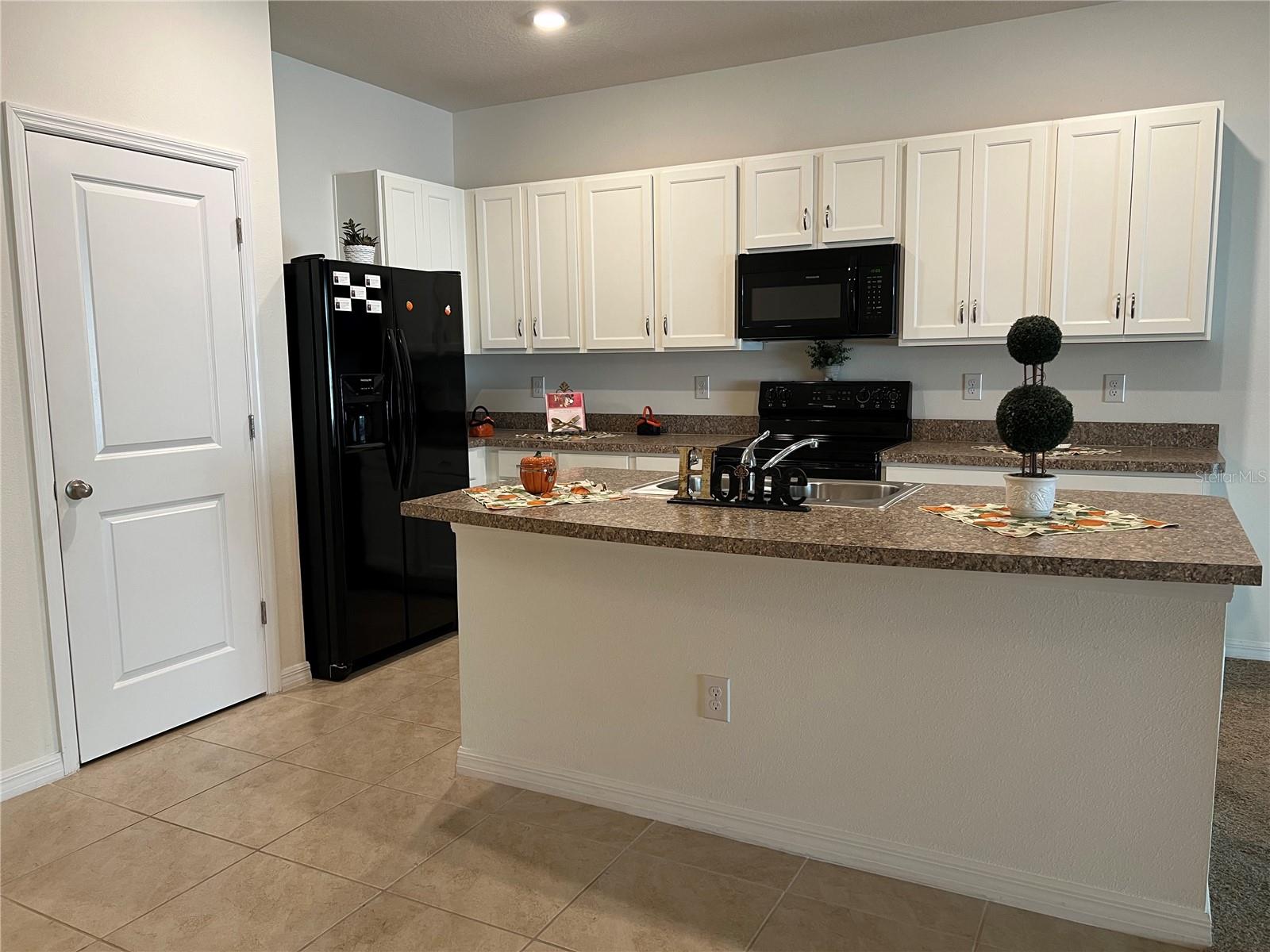 RETREAT - Residential