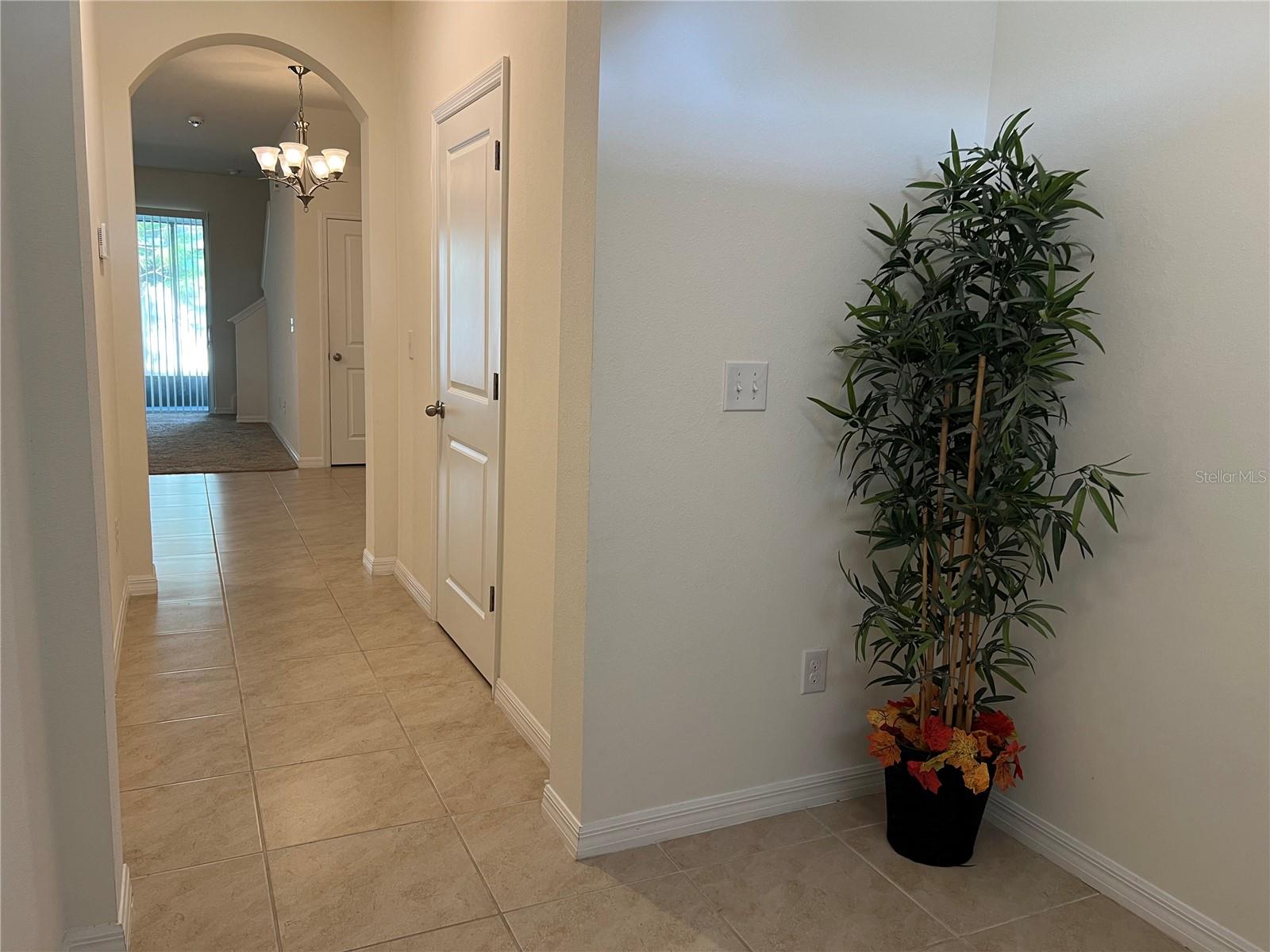 Casas a venda 4 - Jen Dantas 3816 VIGNOBLE LANE