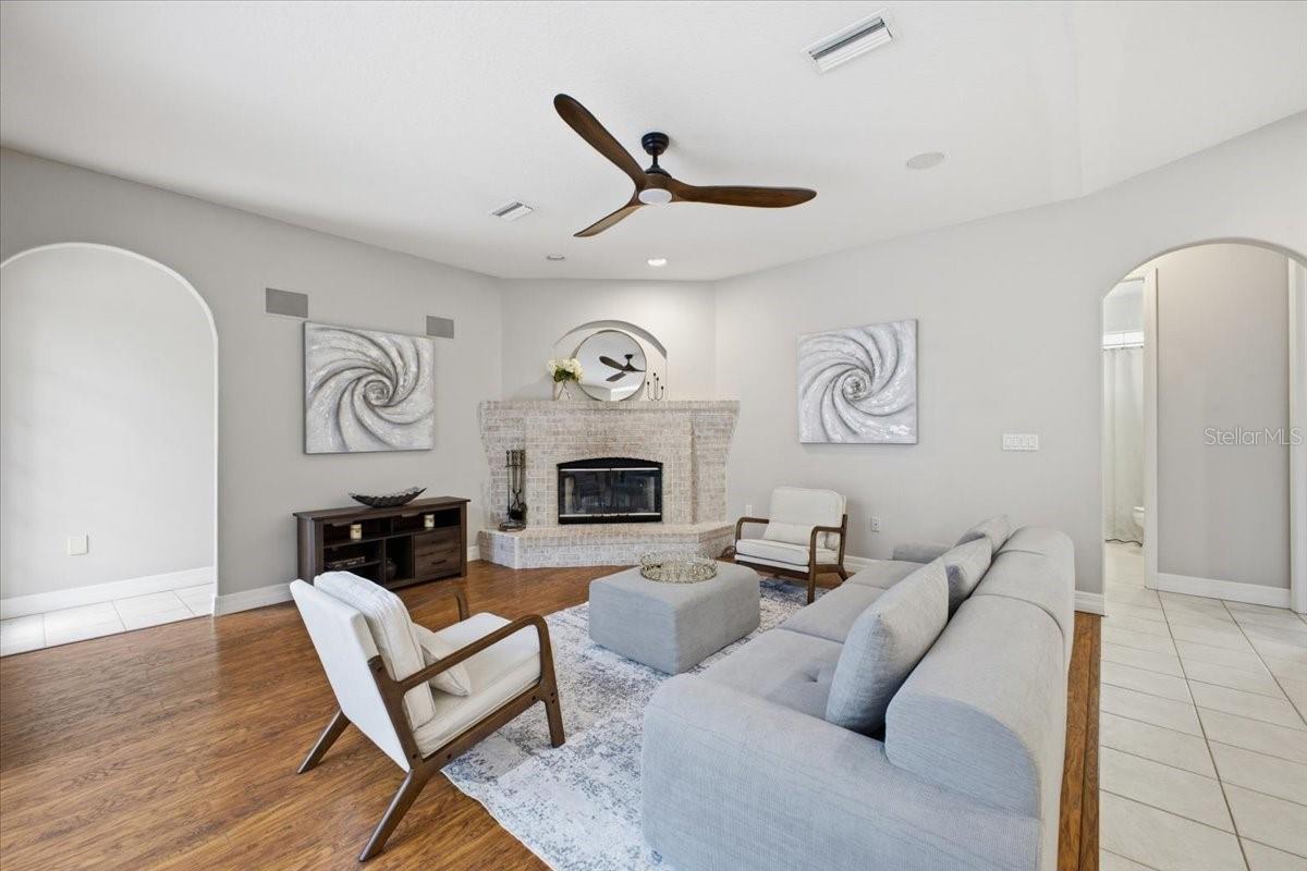 COUNTRY CREEK PH II - Residential