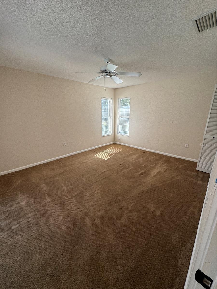 RIVER COUNTRY ESTATES - Residential Lease