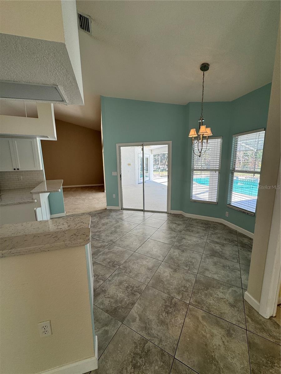 RIVER COUNTRY ESTATES - Residential Lease