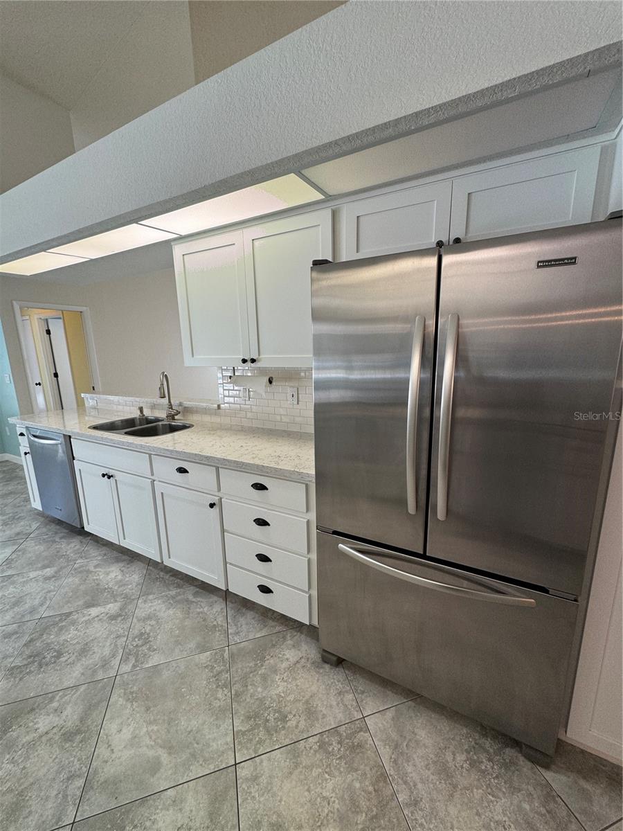 RIVER COUNTRY ESTATES - Residential Lease