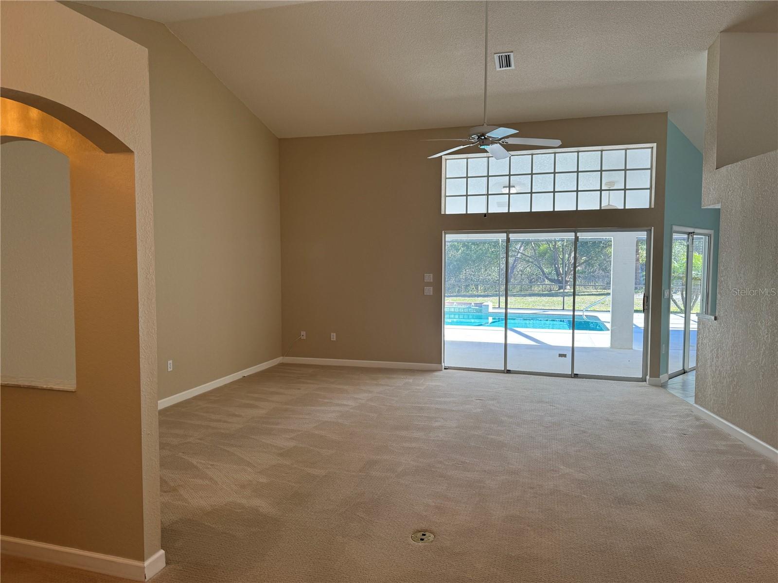 RIVER COUNTRY ESTATES - Residential Lease