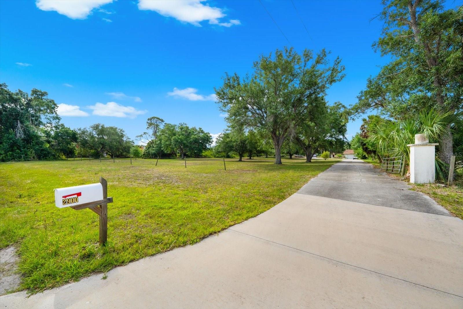 WOODLAND ACRES - Residential