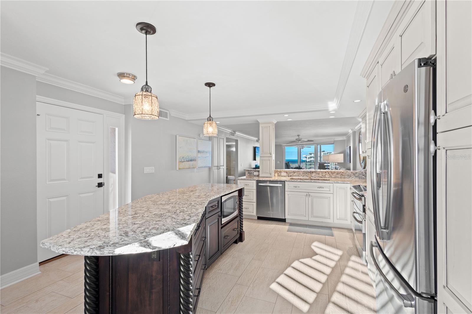 5880 MIDNIGHT PASS ROAD 804, SARASOTA, FL, 34242 4 5880 MIDNIGHT PASS ROAD 804