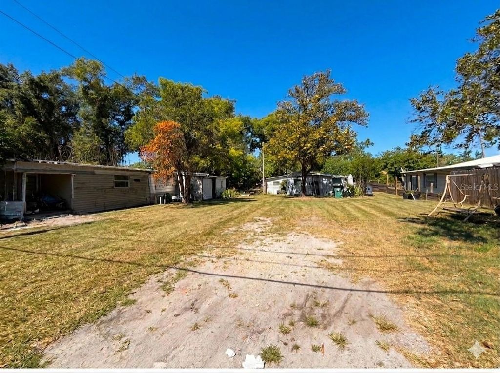 Photo of 1214 Tedrow Road, Lakeland, FL 33805 (MLS # TB8504808)