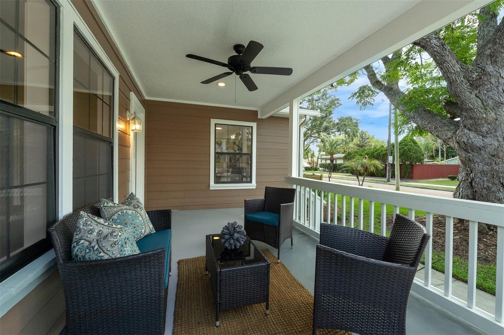 Photo of 1037 N Shine Avenue, Orlando, FL 32803 (MLS # O6413624)