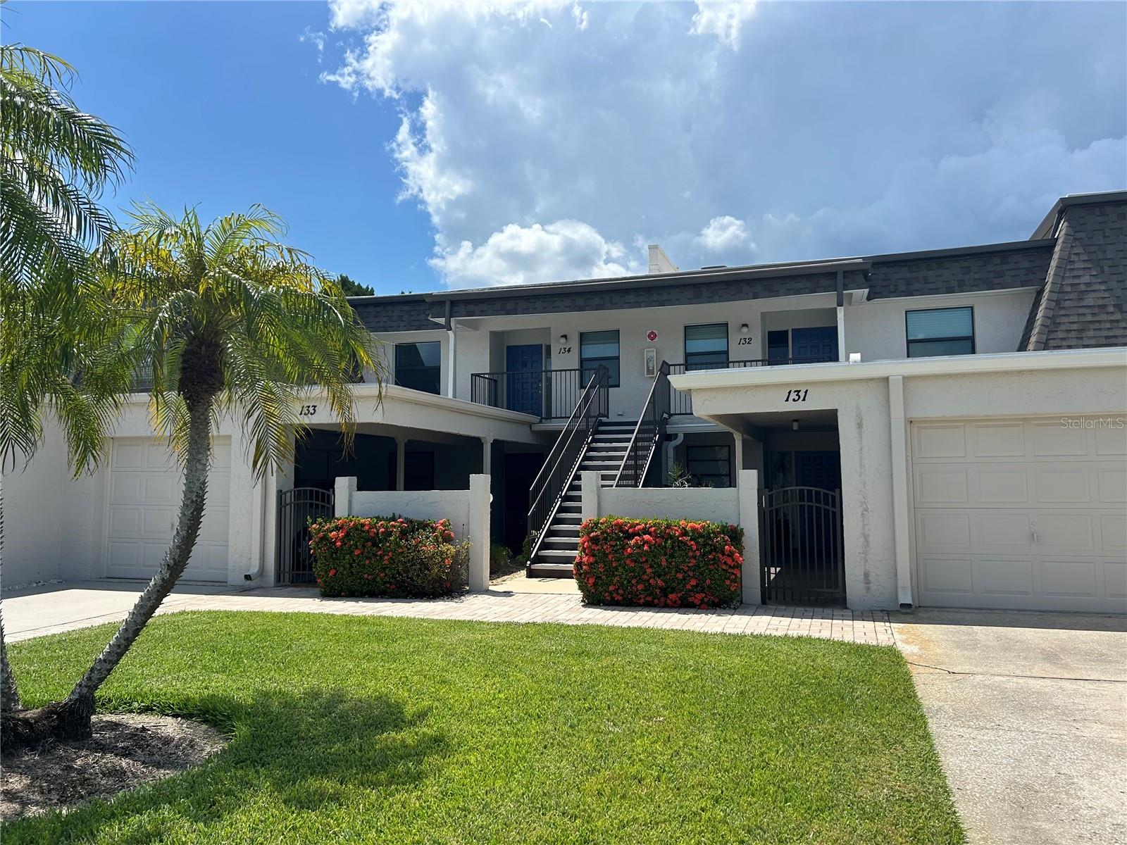 Enjoy Florida in this Beautiful 2 bedroom 2 Bath Condo overlooking the Water of Tampa bay and the Golfcorse from the Screened back porch.
Gorgeous Floors and remodeled kitchen and bathrooms, Swimming Pool, Tennis/Pickel ball , Private Deck to fish or Kayak.
Very Centrally Located In Clearwater, 20 minutes from Clearwater Beach and other Beaches, 20 minutes to the airport and Banks and stores just 5 minutes away.
Call and make an appointment Today.