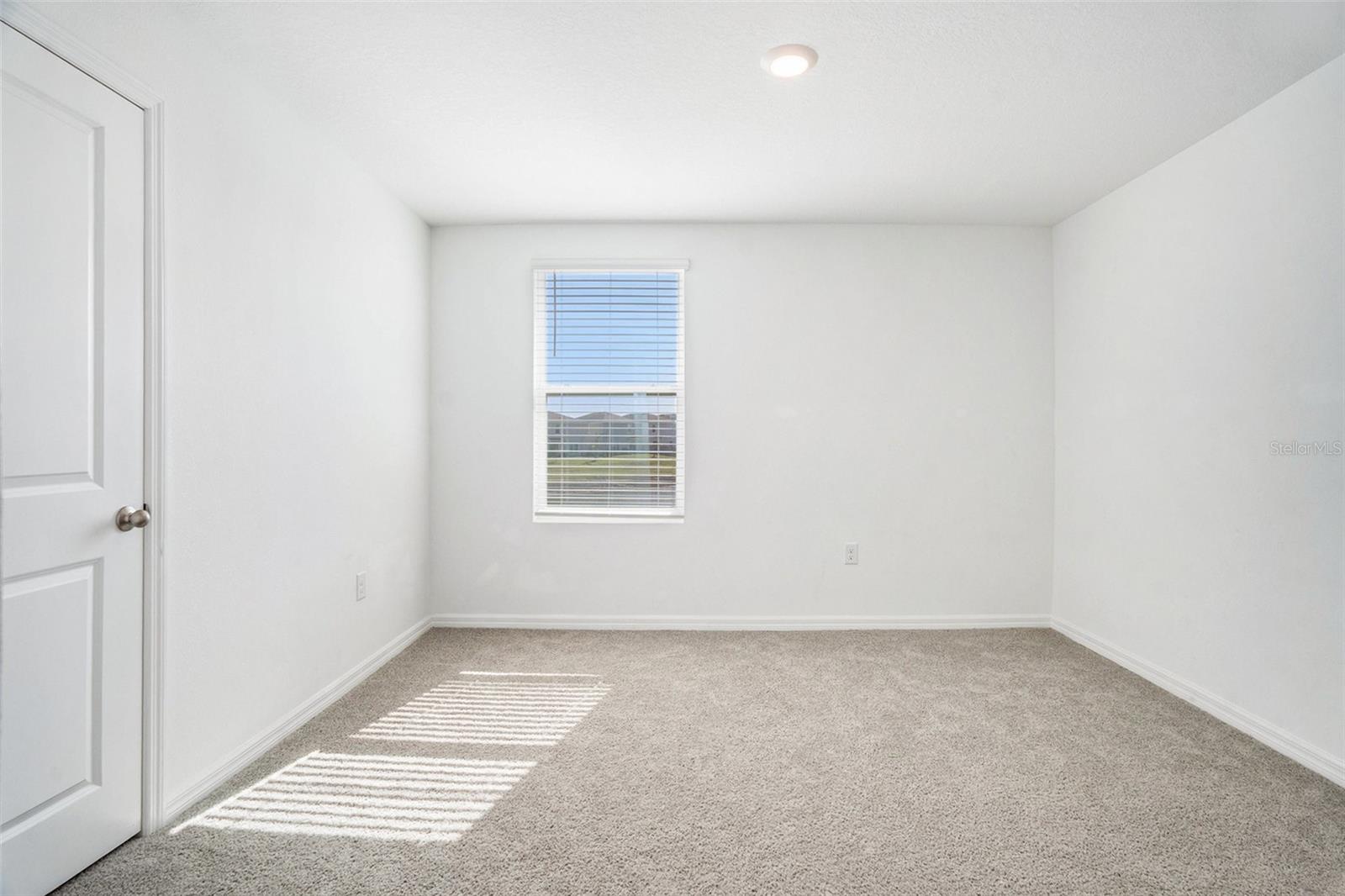 SUMMIT VIEW PH 2B - Residential Lease