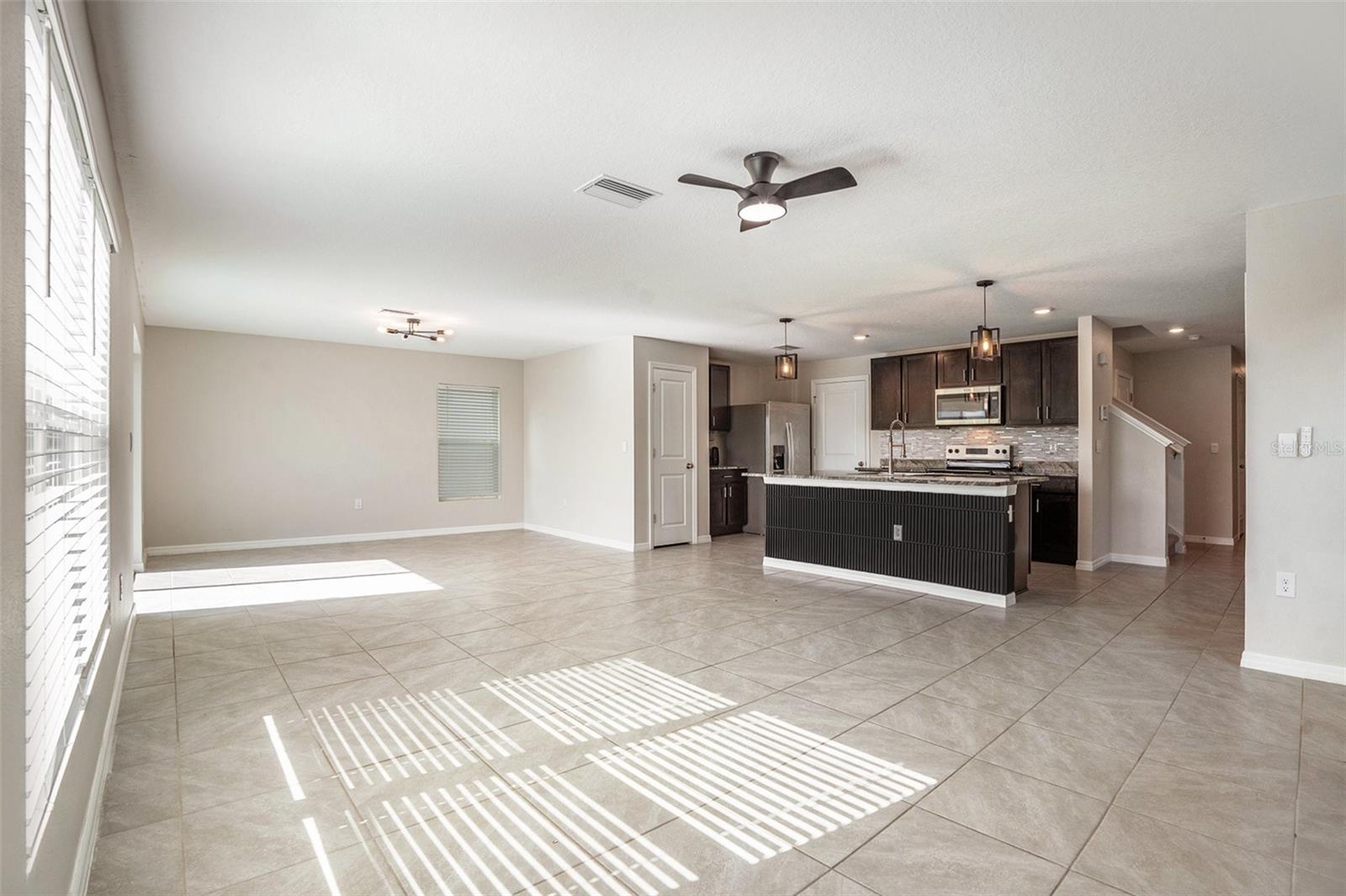 SUMMIT VIEW PH 2B - Residential Lease