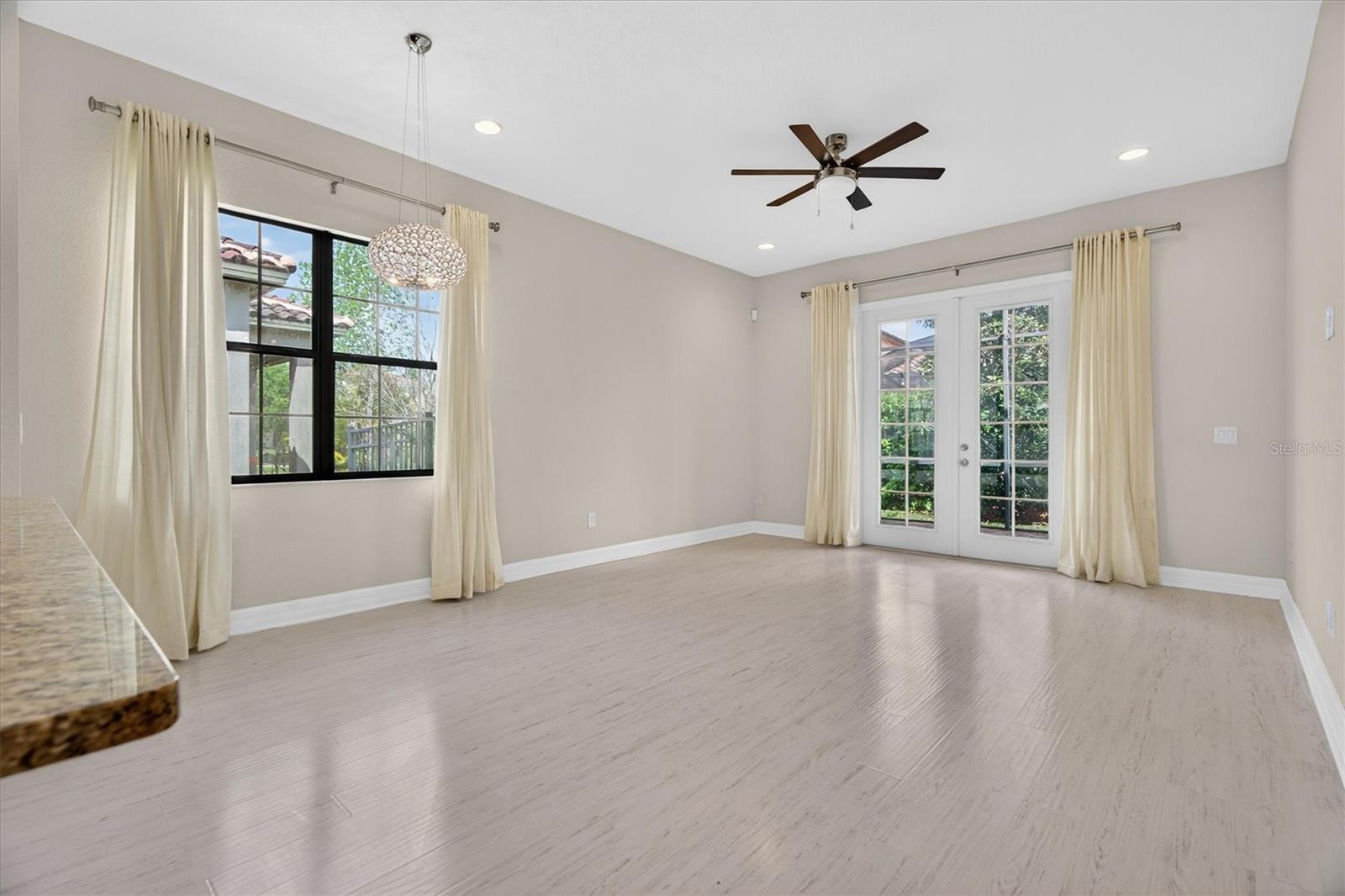 EAGLE CRK VILLAGE G PH 1 - Residential