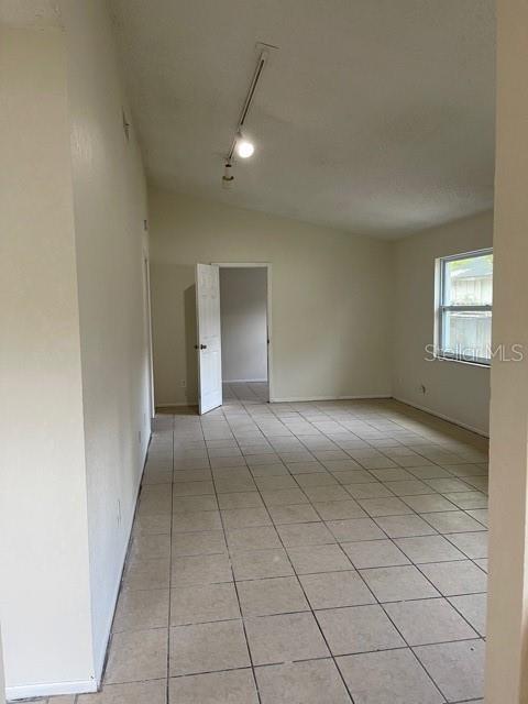 WEST OLDSMAR SEC 1 - Residential Lease