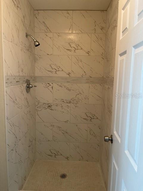 WEST OLDSMAR SEC 1 - Residential Lease