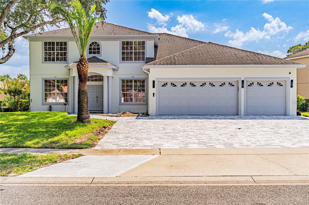Photo of 10355 Emerald Woods Avenue, Orlando, FL 32836 (MLS # O6435042)