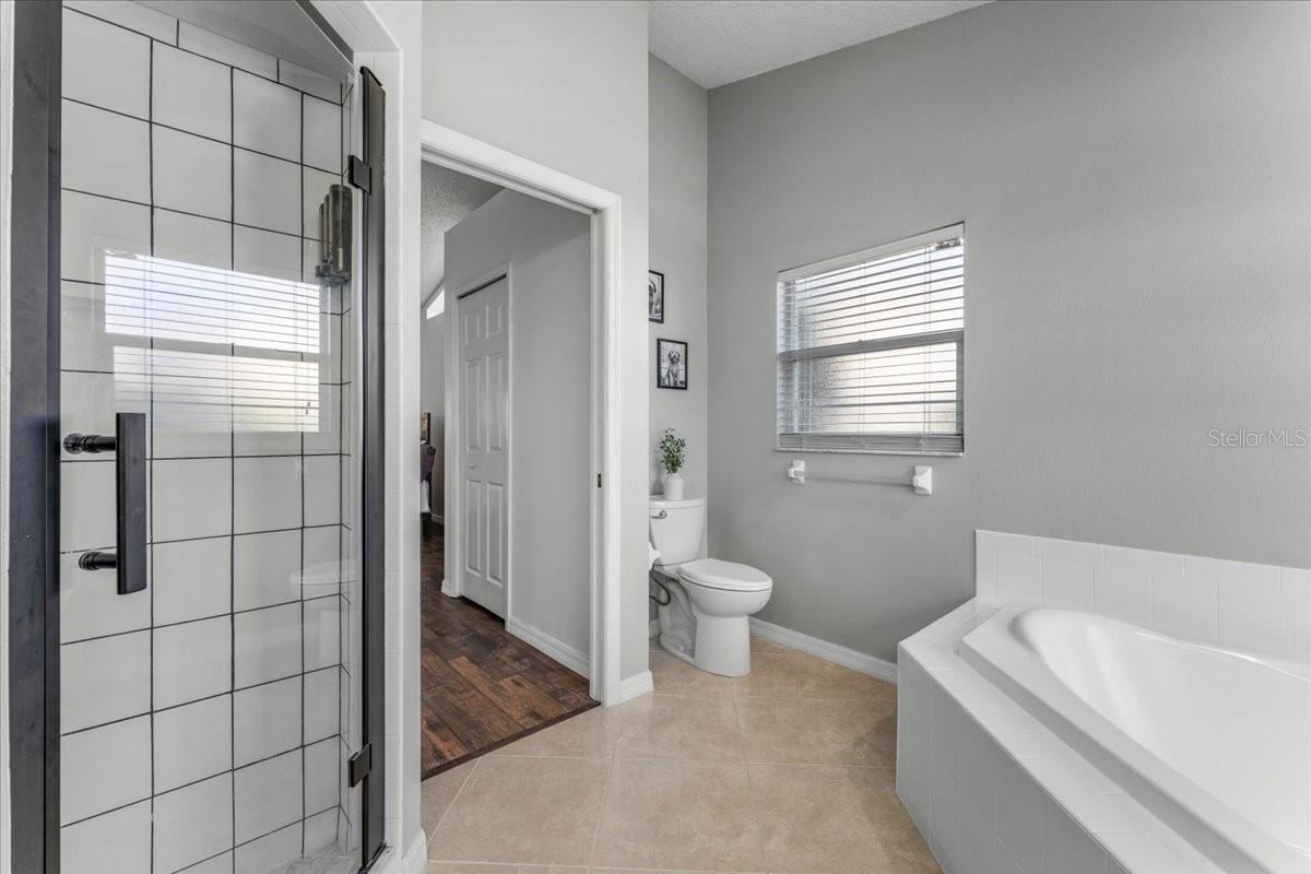ALICO ESTATES - Residential Lease