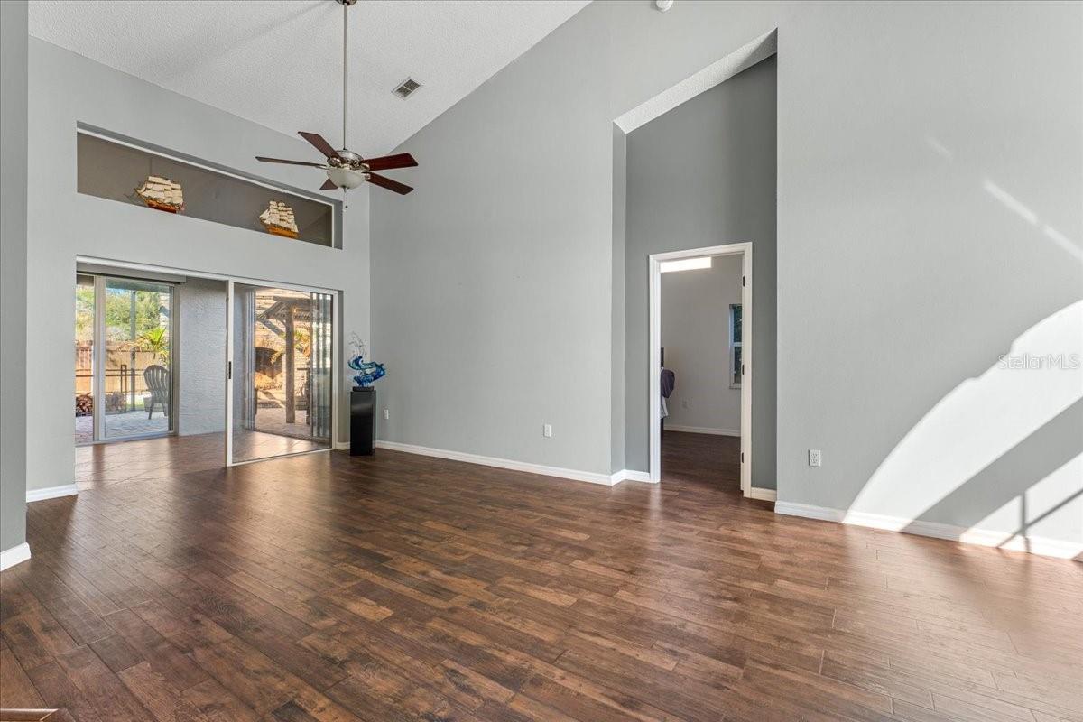 ALICO ESTATES - Residential Lease