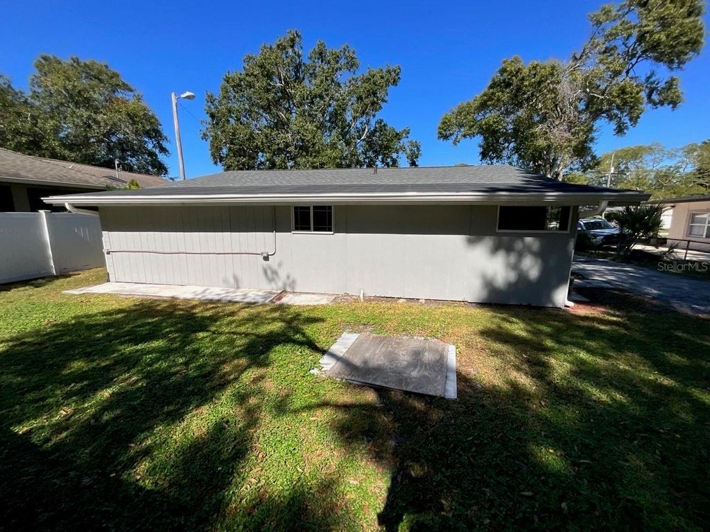 Photo of 9004 W Cluster Avenue, Tampa, FL 33615 (MLS # TB8452718)