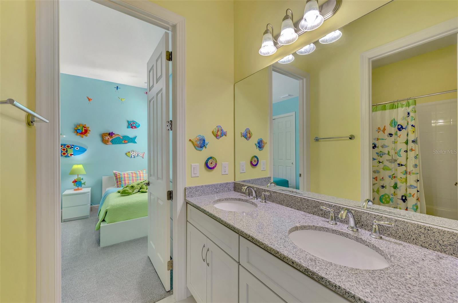 RIVERWOOD - Residential