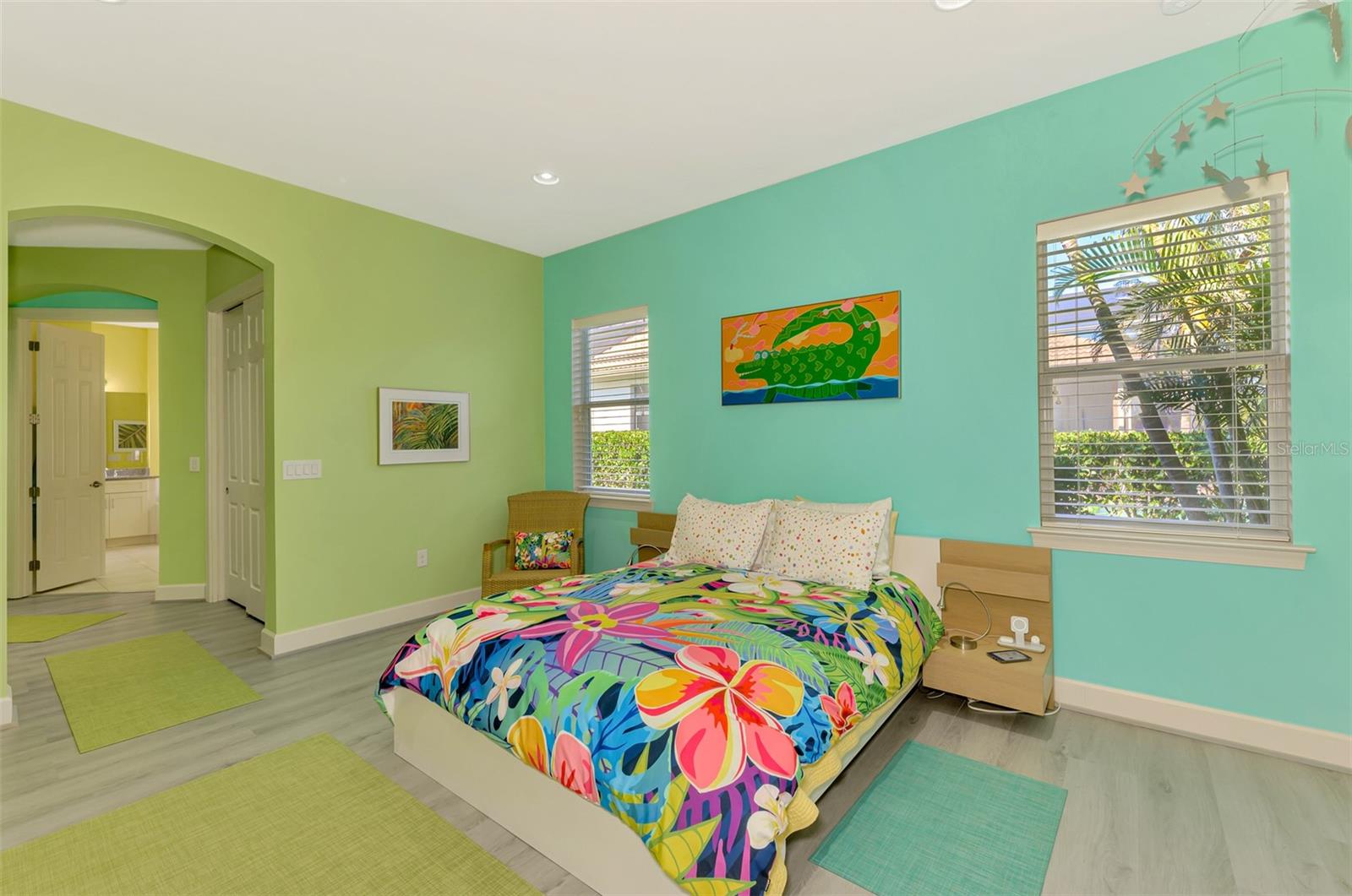 RIVERWOOD - Residential