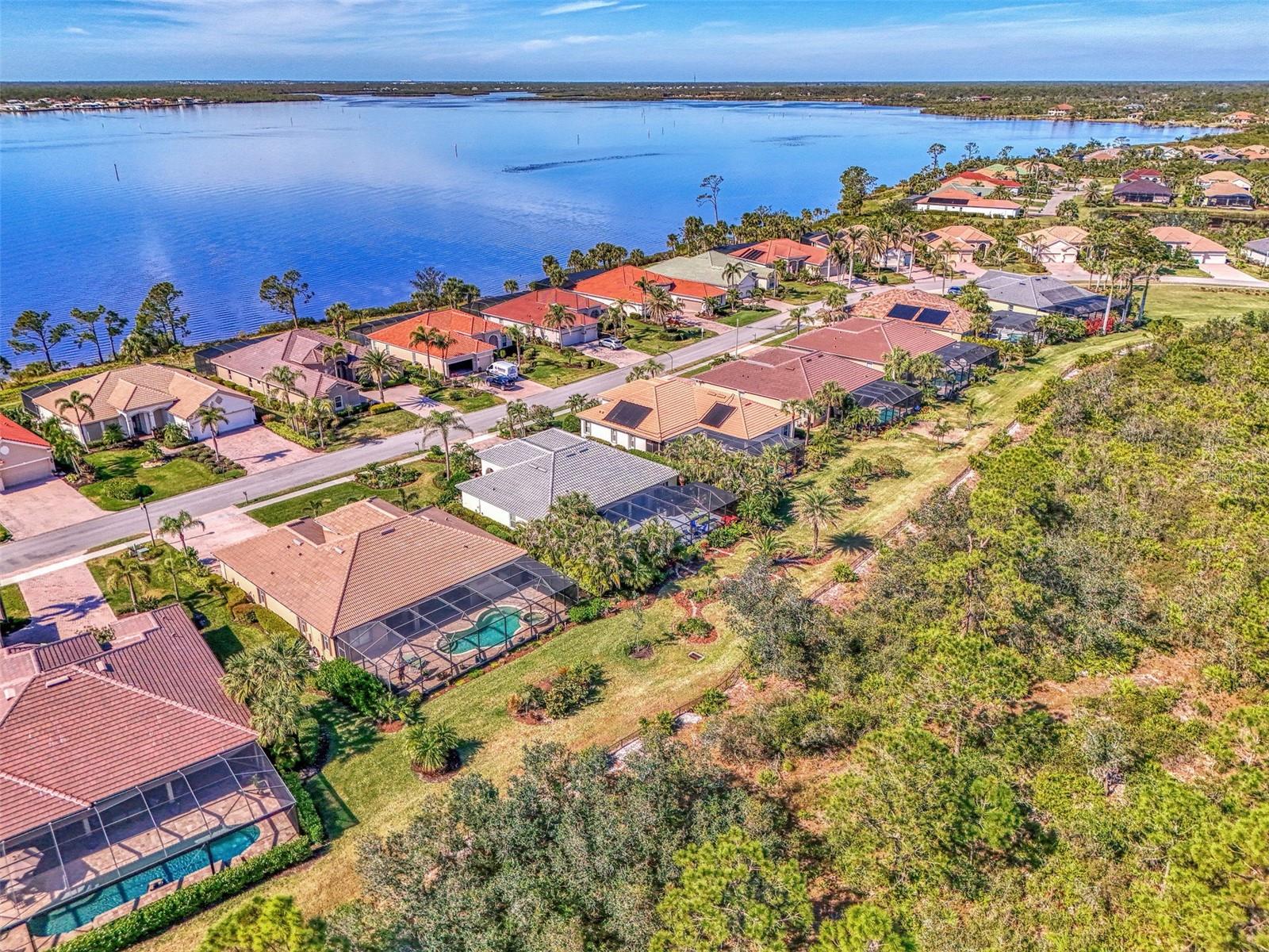 RIVERWOOD - Residential