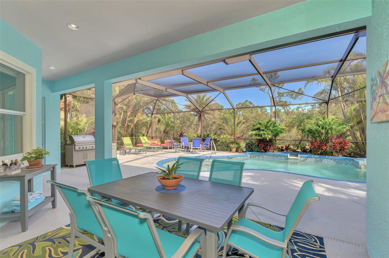 RIVERWOOD - Residential