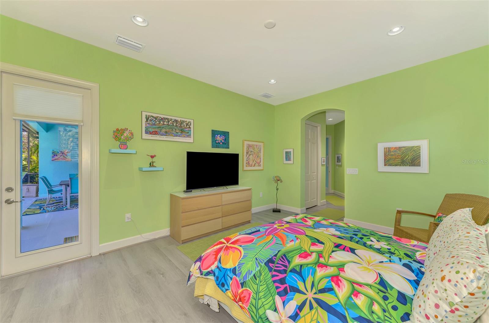 RIVERWOOD - Residential